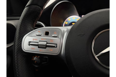 Mercedes-Benz C-Klasse 180 AMG 157PK Pano LED Camera Virtual Clima Cruise Navi PDC 18''LMV