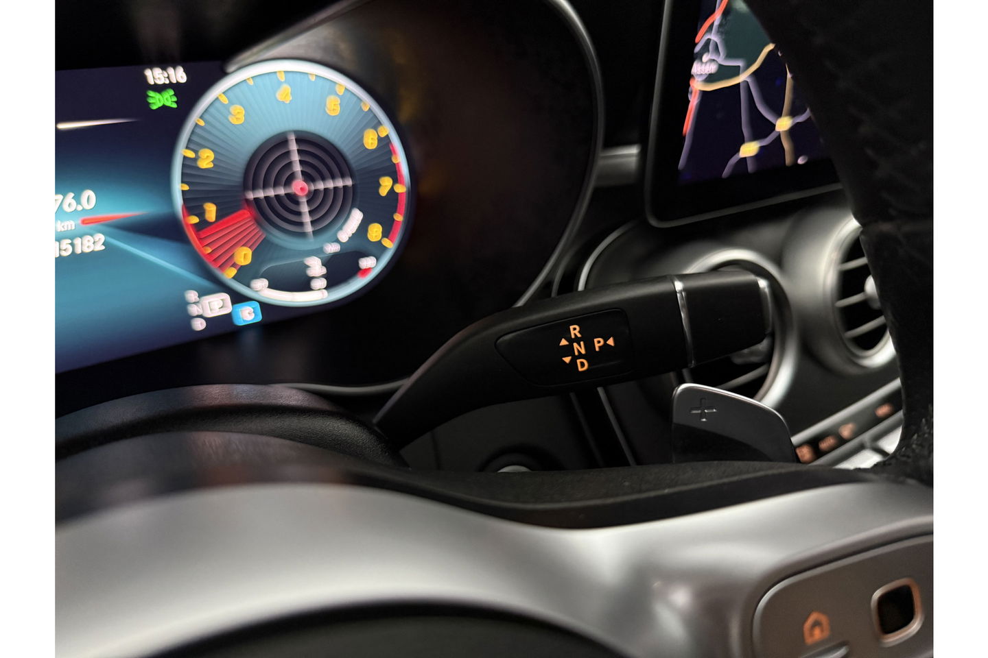 Mercedes-Benz C-Klasse 180 AMG 157PK Pano LED Camera Virtual Clima Cruise Navi PDC 18''LMV