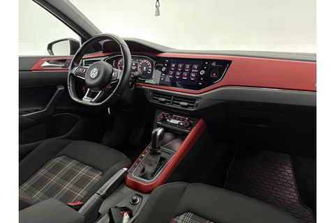 Volkswagen Polo 2.0 TSI GTI 200PK LED DSG Camera Virtual Carplay Clima Cruise PDC 18''LMV