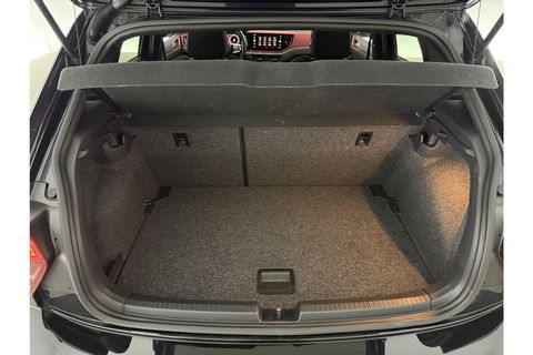 Volkswagen Polo 2.0 TSI GTI 200PK LED DSG Camera Virtual Carplay Clima Cruise PDC 18''LMV