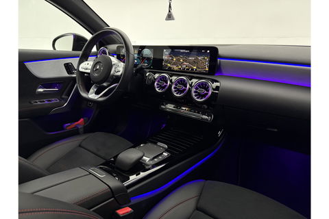 Mercedes-Benz A-Klasse 250 e AMG 235PK Pano Sfeer LED Virtual Camera Memory Carplay Cruise Clima Navi PDC 18"LMV