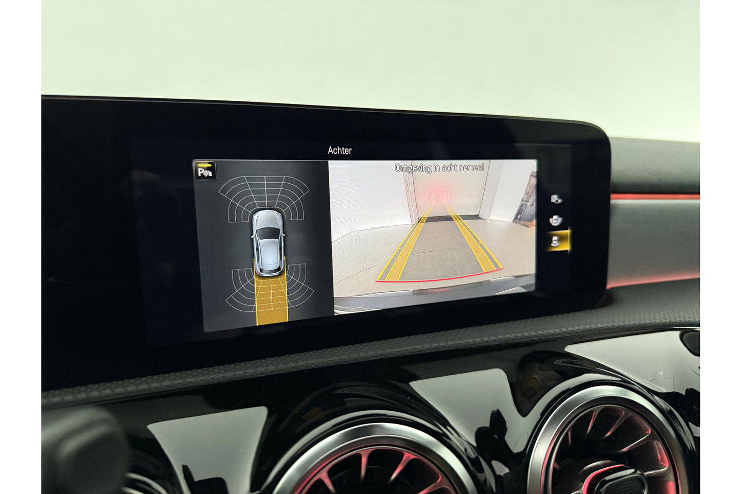 Mercedes-Benz A-Klasse 250 e AMG 235PK Pano Sfeer LED Virtual Camera Memory Carplay Cruise Clima Navi PDC 18"LMV