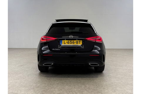Mercedes-Benz A-Klasse 250 e AMG 235PK Pano Sfeer LED Virtual Camera Memory Carplay Cruise Clima Navi PDC 18"LMV