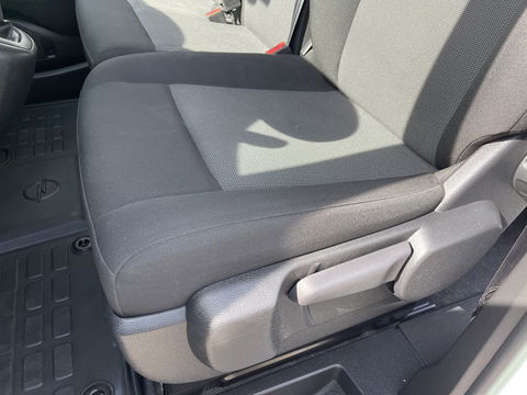 Opel Vivaro 2.0 CDTI 122pk L3H1 DC 6 persoons Edition / vaste prijs rijklaar € 20.950 ex btw / lease vanaf € 342 / euro 6 / bpm vrij / airco / cruise / navi / dubbele schuifdeur !