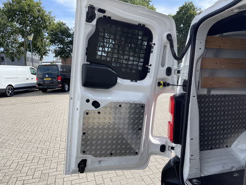 Opel Vivaro 2.0 CDTI 122pk L3H1 DC 6 persoons Edition / vaste prijs rijklaar € 20.950 ex btw / lease vanaf € 342 / euro 6 / bpm vrij / airco / cruise / navi / dubbele schuifdeur !