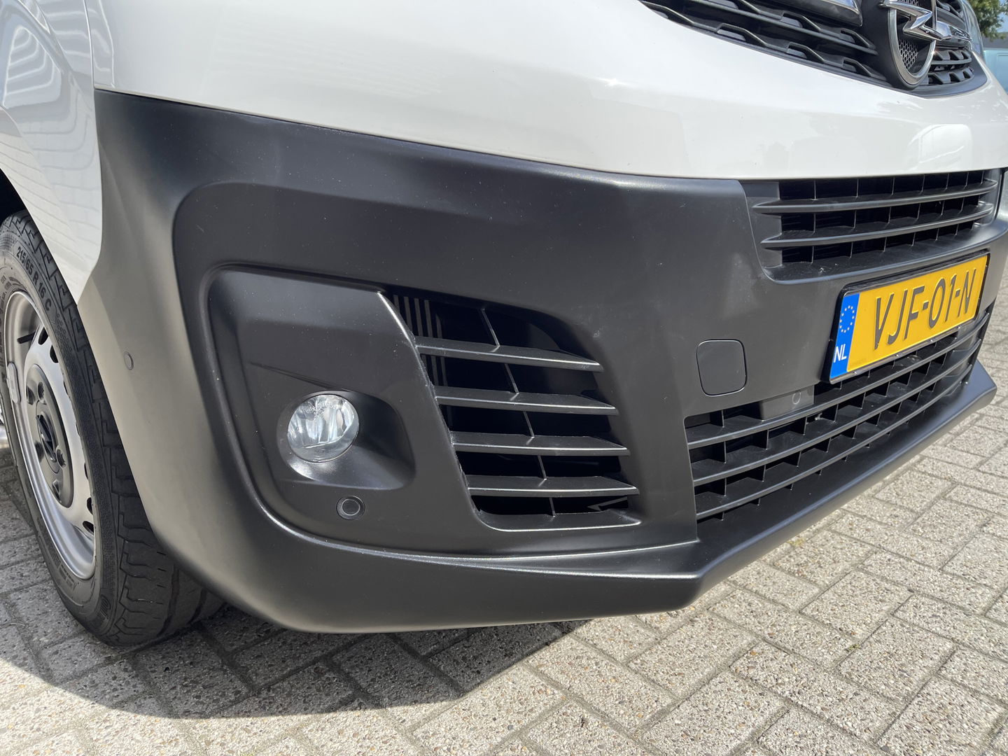 Opel Vivaro 2.0 CDTI 122pk L3H1 DC 6 persoons Edition / vaste prijs rijklaar € 20.950 ex btw / lease vanaf € 342 / euro 6 / bpm vrij / airco / cruise / navi / dubbele schuifdeur !