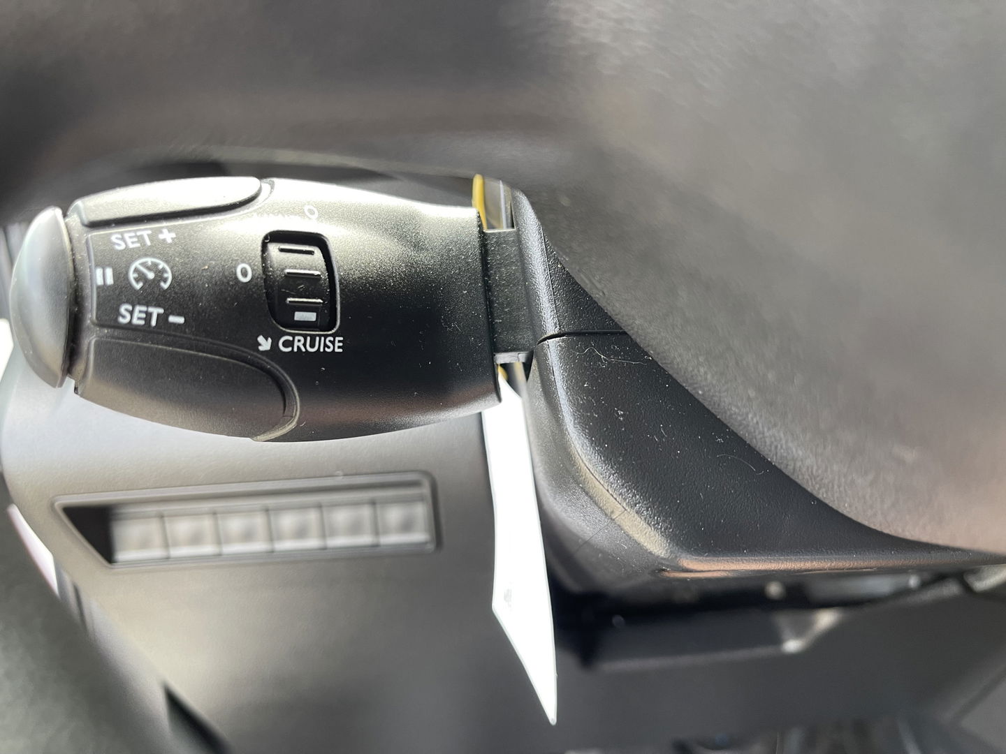 Peugeot Partner 1.2 PureTech Premium / benzine grijs kenteken / vaste prijs rijklaar € 13.450 ex btw / airco / cruise control / schuifdeur / navigatie / armsteun / euro 6 / lease vanaf € 227