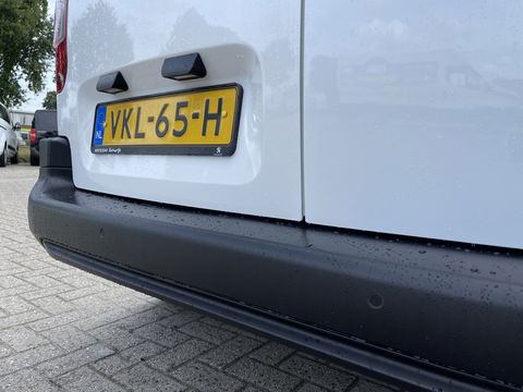 Peugeot Partner 1.2 PureTech Premium / benzine grijs kenteken / vaste prijs rijklaar € 13.450 ex btw / airco / cruise control / schuifdeur / navigatie / armsteun / euro 6 / lease vanaf € 227