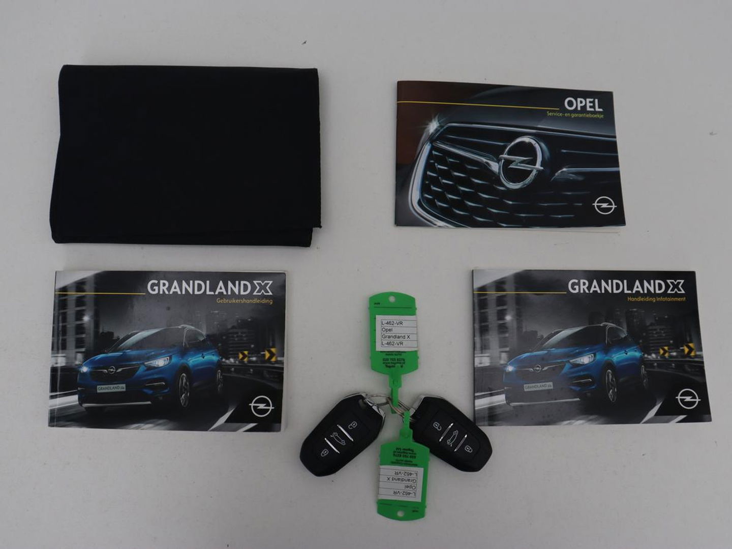 Opel Grandland X 1.6 Turbo Hybrid Ultimate | Stoelventilatie | Leder | Camera | Carplay | Stoelverwarming | Keyless | Full LED | Navigatie | PHEV | Plug In
