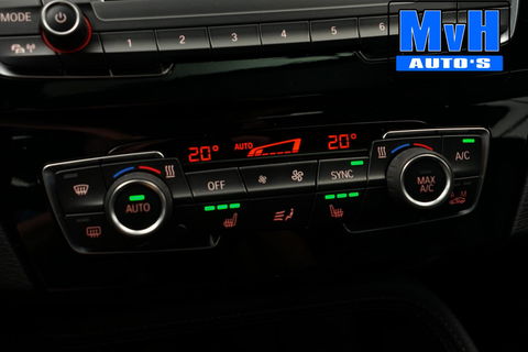 BMW X2 xDrive25e High Executive M-Sport 220PK|PANO|LED|ACC