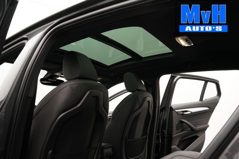 BMW X2 xDrive25e High Executive M-Sport 220PK|PANO|LED|ACC