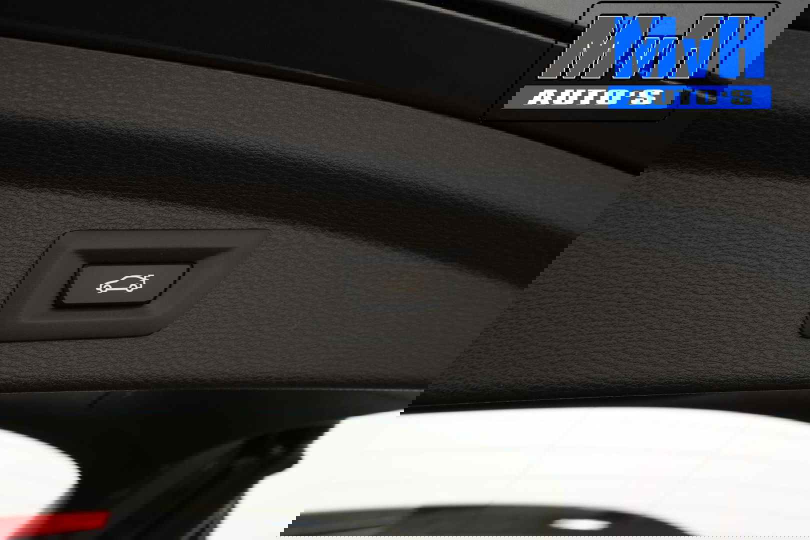 BMW X2 xDrive25e High Executive M-Sport 220PK|PANO|LED|ACC