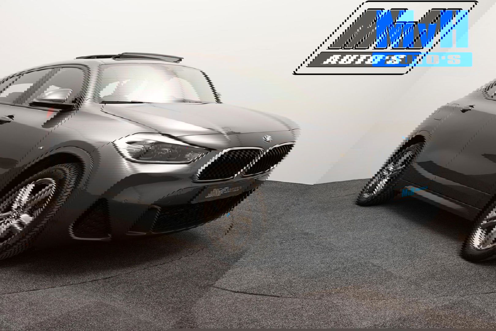 BMW X2 xDrive25e High Executive M-Sport 220PK|PANO|LED|ACC