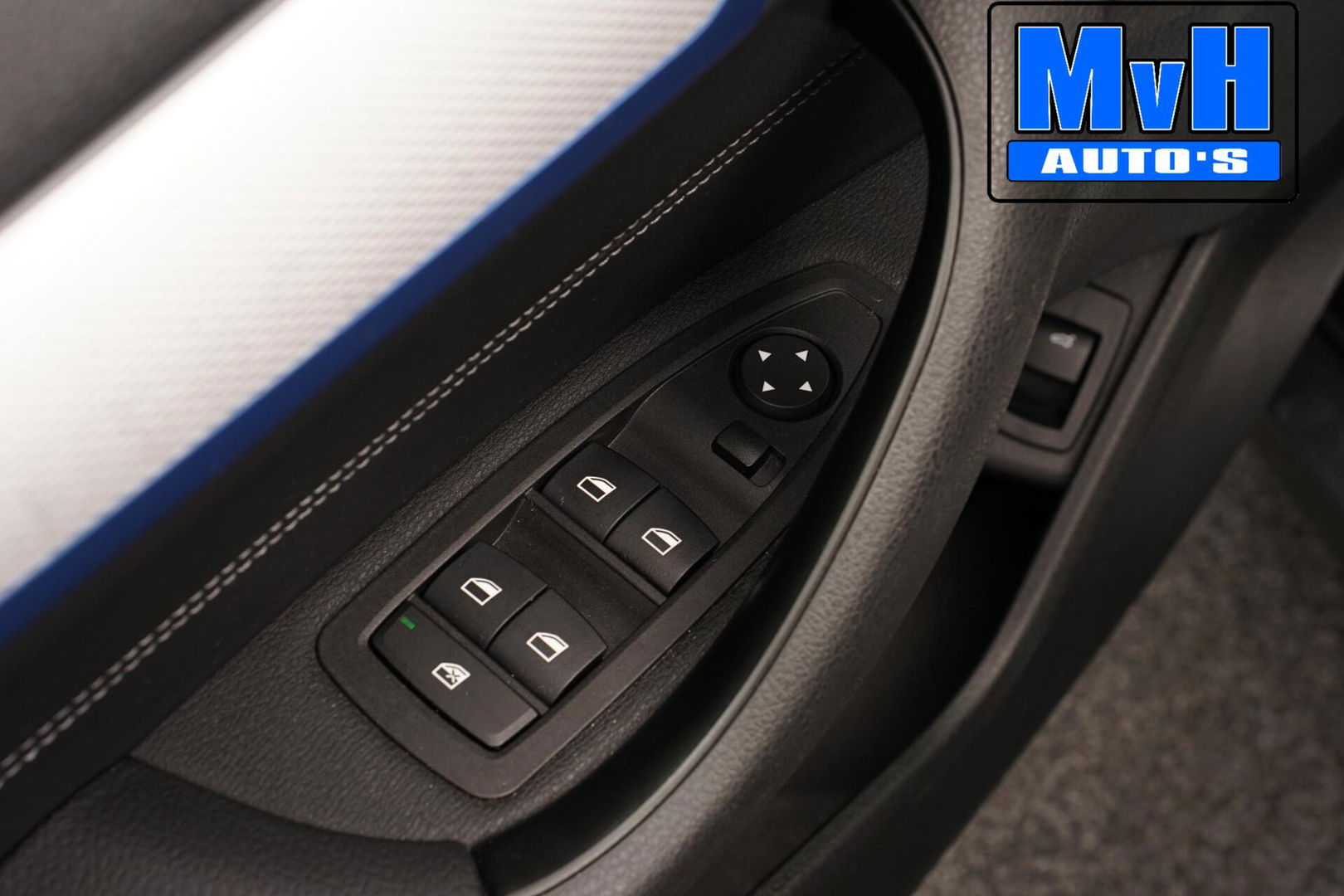 BMW X2 xDrive25e High Executive M-Sport 220PK|PANO|LED|ACC