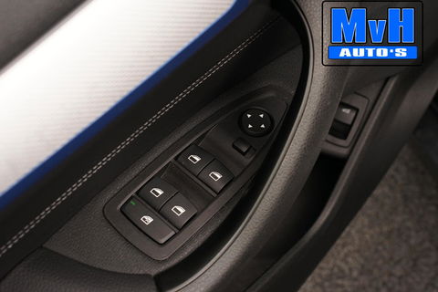 BMW X2 xDrive25e High Executive M-Sport 220PK|PANO|LED|ACC