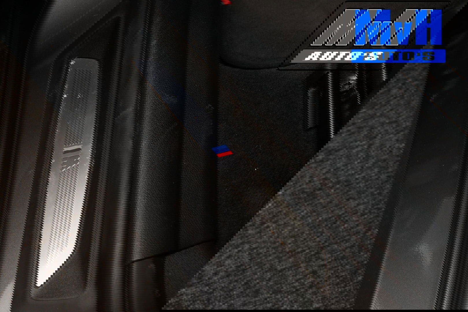 BMW X2 xDrive25e High Executive M-Sport 220PK|PANO|LED|ACC