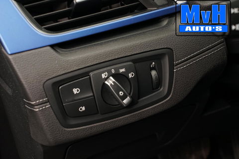 BMW X2 xDrive25e High Executive M-Sport 220PK|PANO|LED|ACC