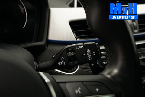 BMW X2 xDrive25e High Executive M-Sport 220PK|PANO|LED|ACC