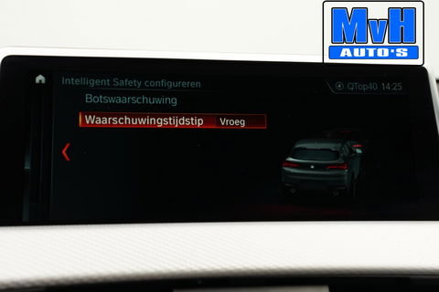 BMW X2 xDrive25e High Executive M-Sport 220PK|PANO|LED|ACC