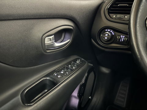 Jeep Renegade 1.4 MultiAir Limited Pano Leer Cruise Navi Trekh. NAP