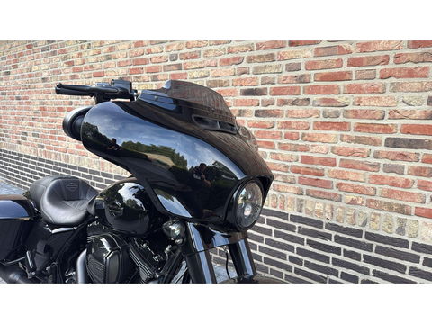 Harley Davidson 103 FLHX Streetglide Street Glide Black Out CVO