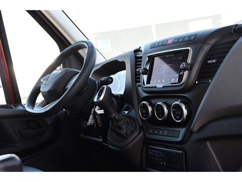 Iveco 40C 210 3.0L L2H2 Luchtvering Air Pro Full Options! Dubbellucht, Adaptieve Cruise, Camera, 3500KG Trekhaak, 2 x Schuifdeur, Clima, 210PK, Kasten wanden, Uniek! Dubbel lucht, DL
