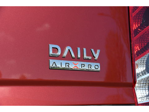 Iveco 40C 210 3.0L L2H2 Luchtvering Air Pro Full Options! Dubbellucht, Adaptieve Cruise, Camera, 3500KG Trekhaak, 2 x Schuifdeur, Clima, 210PK, Kasten wanden, Uniek! Dubbel lucht, DL