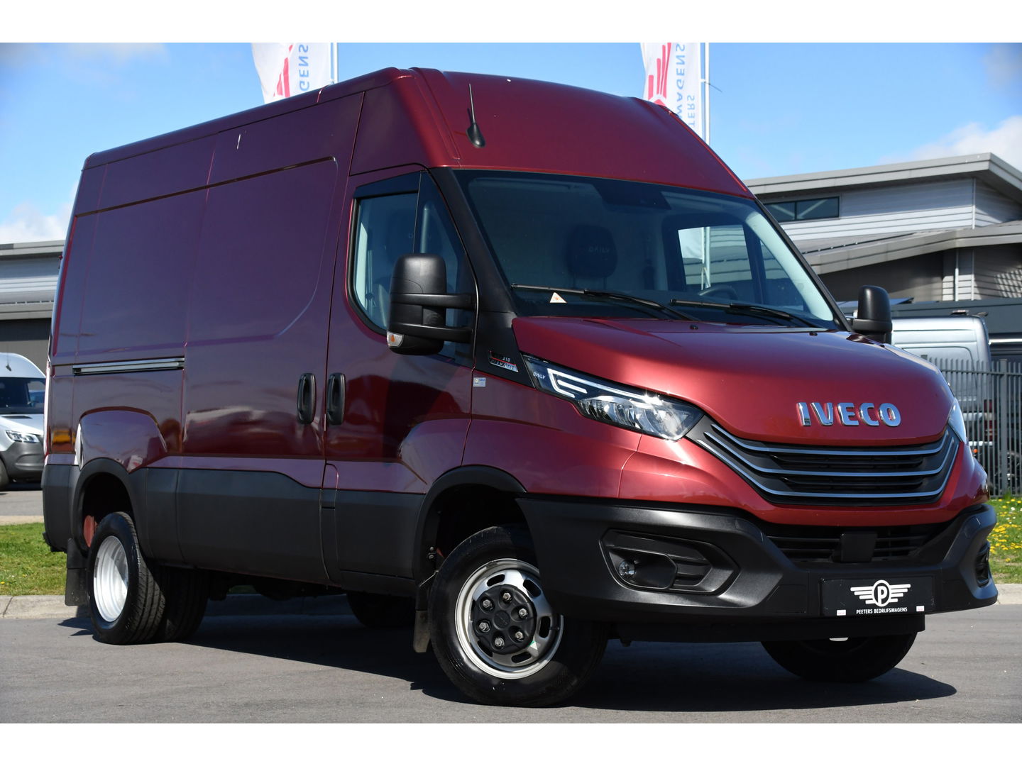 Iveco 40C 210 3.0L L2H2 Luchtvering Air Pro Full Options! Dubbellucht, Adaptieve Cruise, Camera, 3500KG Trekhaak, 2 x Schuifdeur, Clima, 210PK, Kasten wanden, Uniek! Dubbel lucht, DL