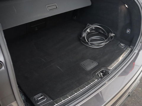 Volvo XC60 2.0 Recharge T8 AWD R-Design | Panoramadak | Trekhaak | Stoel & stuurverwarming | 360 Camera | 21'' | Harman/Kardon | Adaptive cruise | Keyless | Carplay | Memory | PHEV | Plug In