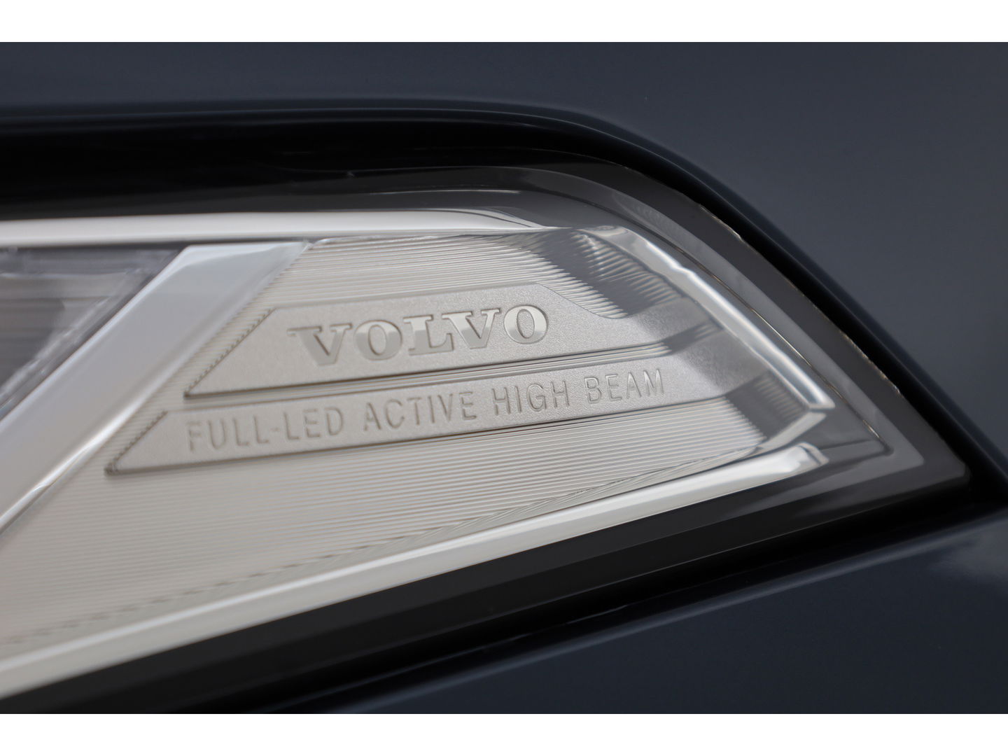 Volvo XC90 T8 Recharge Ultimate Dark | Pano | HUD | B&W | 360cam | Massage | Memory seats | 21''
