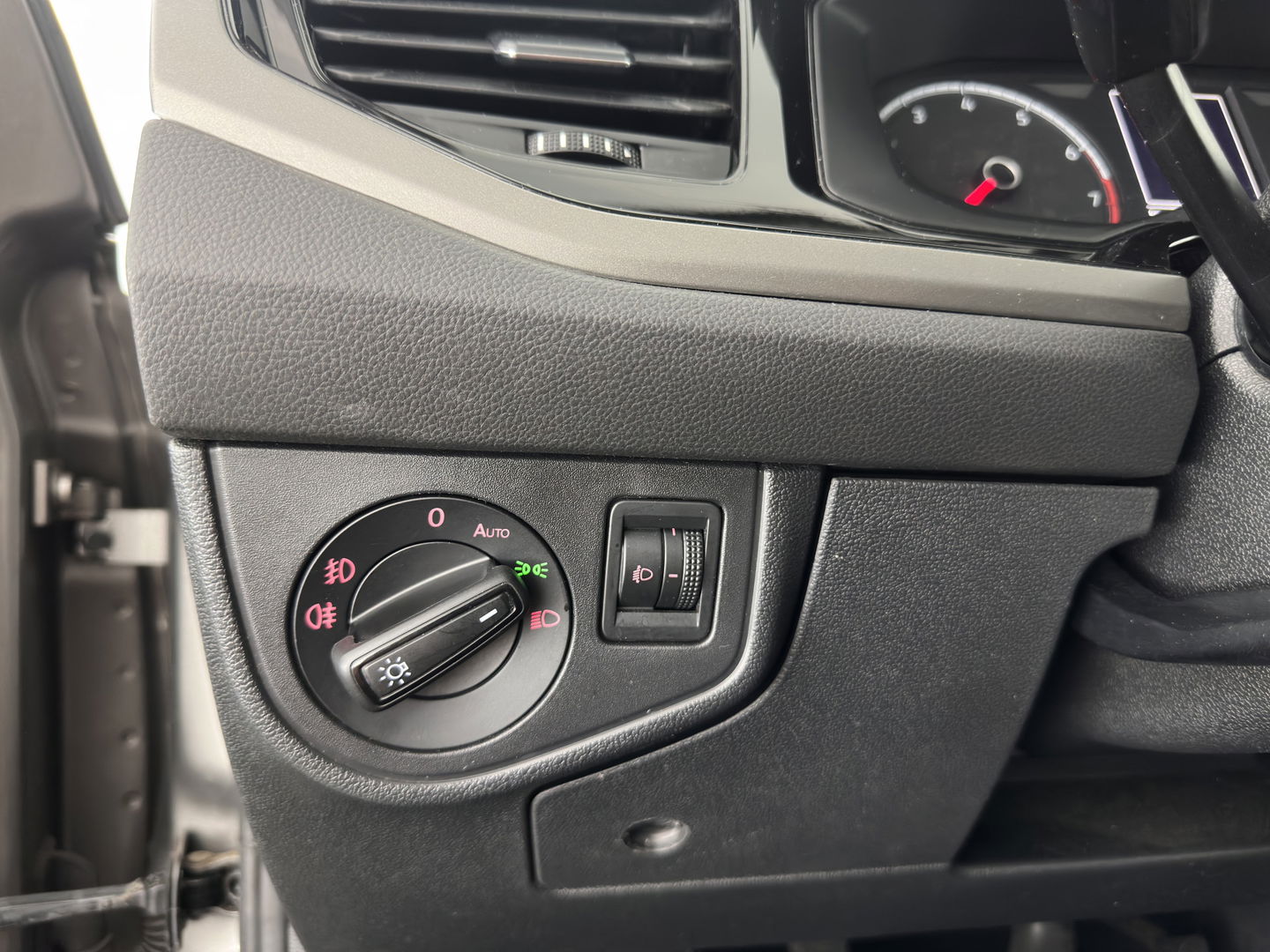 Volkswagen Polo 1.0 TSI Comfortline Business (INCL-BTW) *NAVI-FULLMAP | ADAPTIVE-CRUISE | COMFORT-SEATS | DAB+ | ECC | PARKPILOT*