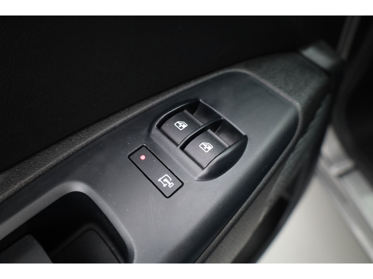 Fiat Dobló Cargo 1.6-105pk L2H1 Maxi | L2 | Pro Edition | Navi | Airco | Cruise | Betimmering
