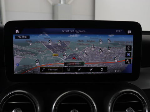 Mercedes-Benz GLC 300e 4Matic AMG | Panoramadak | Two-Tone Leder | 360 Camera | Stoelverwarming | Burmester | Carplay | Digital Cockpit | Keyless | Navigatie | Sfeerverlichting | PHEV | Plug In