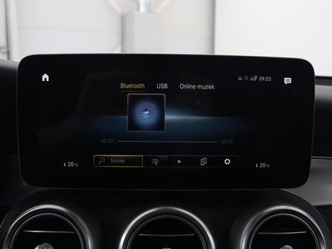 Mercedes-Benz GLC 300e 4Matic AMG | Panoramadak | Two-Tone Leder | 360 Camera | Stoelverwarming | Burmester | Carplay | Digital Cockpit | Keyless | Navigatie | Sfeerverlichting | PHEV | Plug In