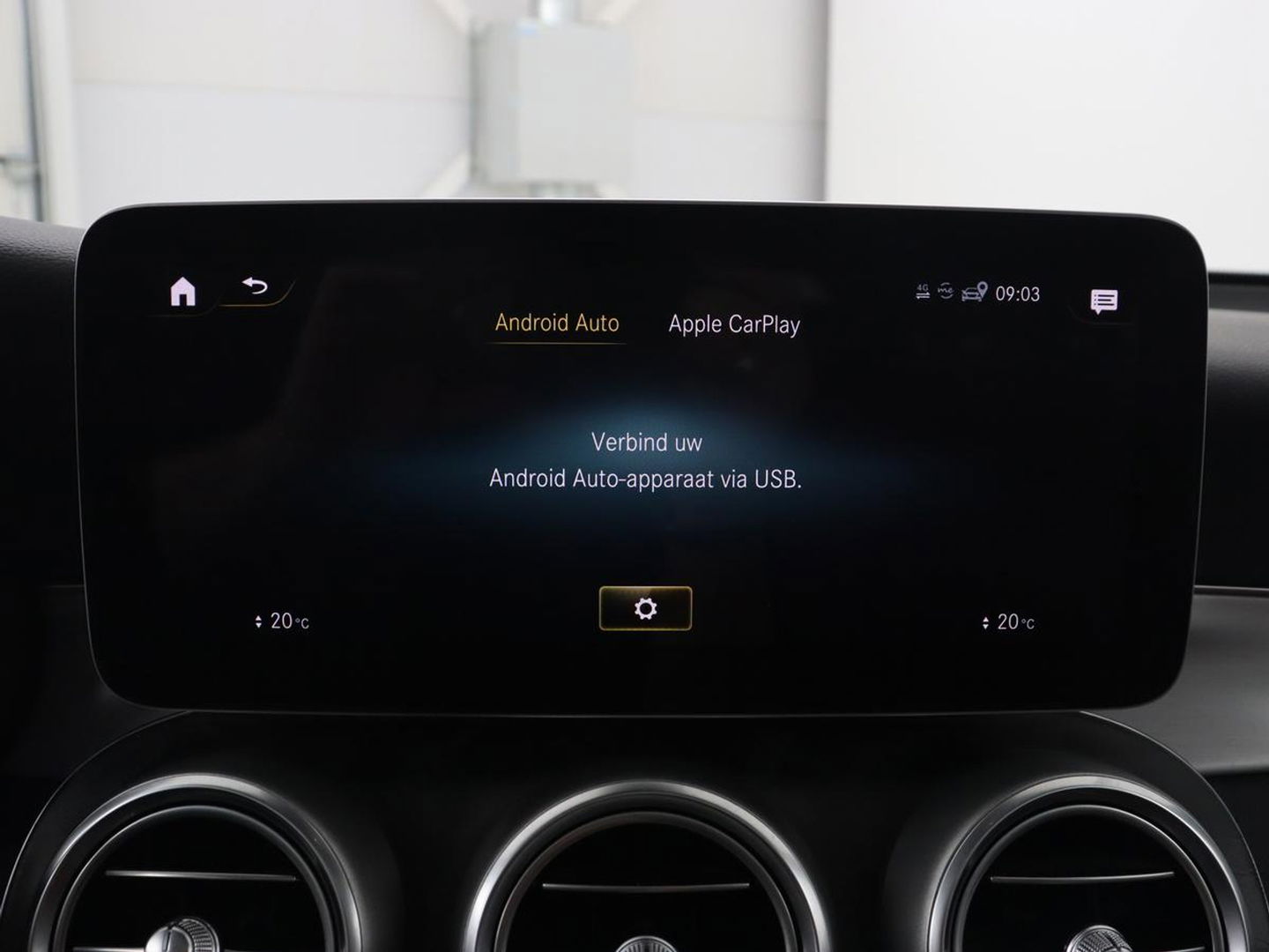 Mercedes-Benz GLC 300e 4Matic AMG | Panoramadak | Two-Tone Leder | 360 Camera | Stoelverwarming | Burmester | Carplay | Digital Cockpit | Keyless | Navigatie | Sfeerverlichting | PHEV | Plug In