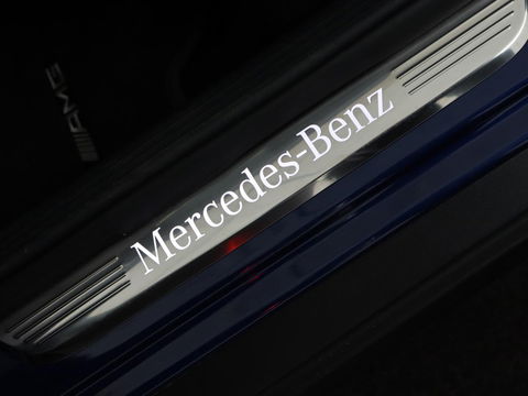 Mercedes-Benz GLC 300e 4Matic AMG | Panoramadak | Two-Tone Leder | 360 Camera | Stoelverwarming | Burmester | Carplay | Digital Cockpit | Keyless | Navigatie | Sfeerverlichting | PHEV | Plug In