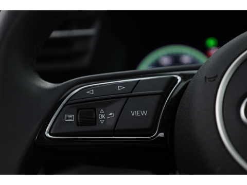 Audi A3 Sportback 45 TFSI e S Line | Pano | Navi | Keyless | Elek. Achterklep | Stoelverw. | Apple CarPlay
