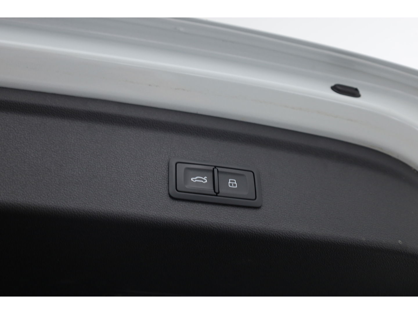 Audi A3 Sportback 45 TFSI e S Line | Pano | Navi | Keyless | Elek. Achterklep | Stoelverw. | Apple CarPlay