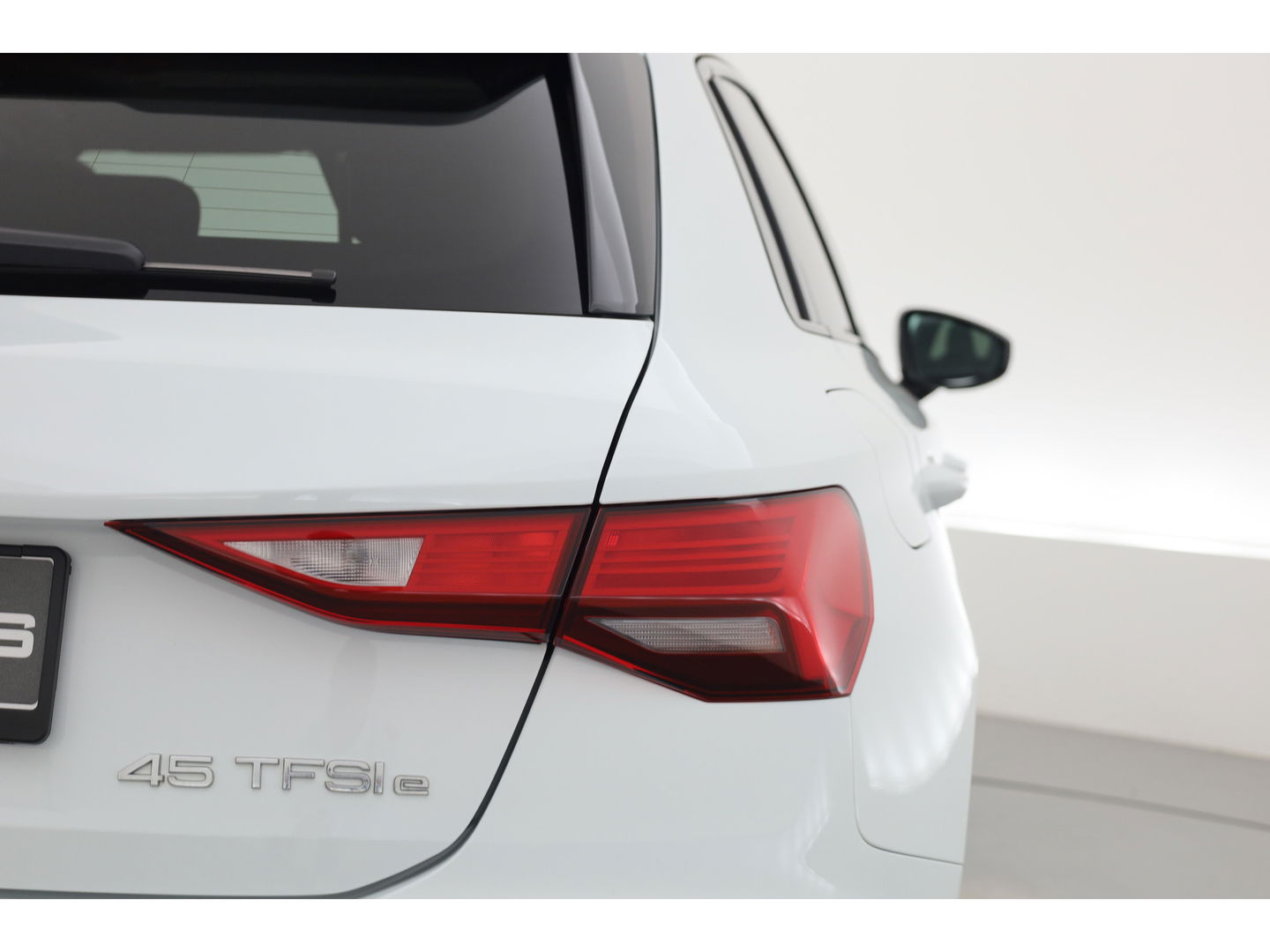 Audi A3 Sportback 45 TFSI e S Line | Pano | Navi | Keyless | Elek. Achterklep | Stoelverw. | Apple CarPlay