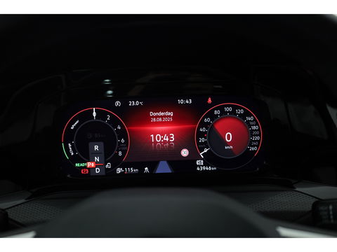 Volkswagen Golf 1.4 eHybrid GTE | HUD | Stoelventilatie | Leder | IQ. Light | Adapt. Cruise | Elek. Trekhaak