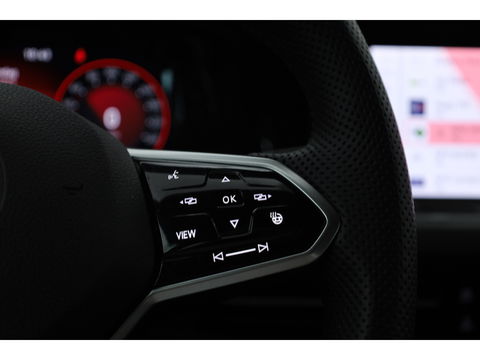 Volkswagen Golf 1.4 eHybrid GTE | HUD | Stoelventilatie | Leder | IQ. Light | Adapt. Cruise | Elek. Trekhaak