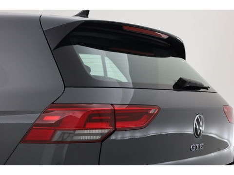 Volkswagen Golf 1.4 eHybrid GTE | HUD | Stoelventilatie | Leder | IQ. Light | Adapt. Cruise | Elek. Trekhaak