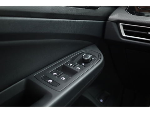 Volkswagen Golf 1.4 eHybrid GTE | HUD | Stoelventilatie | Leder | IQ. Light | Adapt. Cruise | Elek. Trekhaak