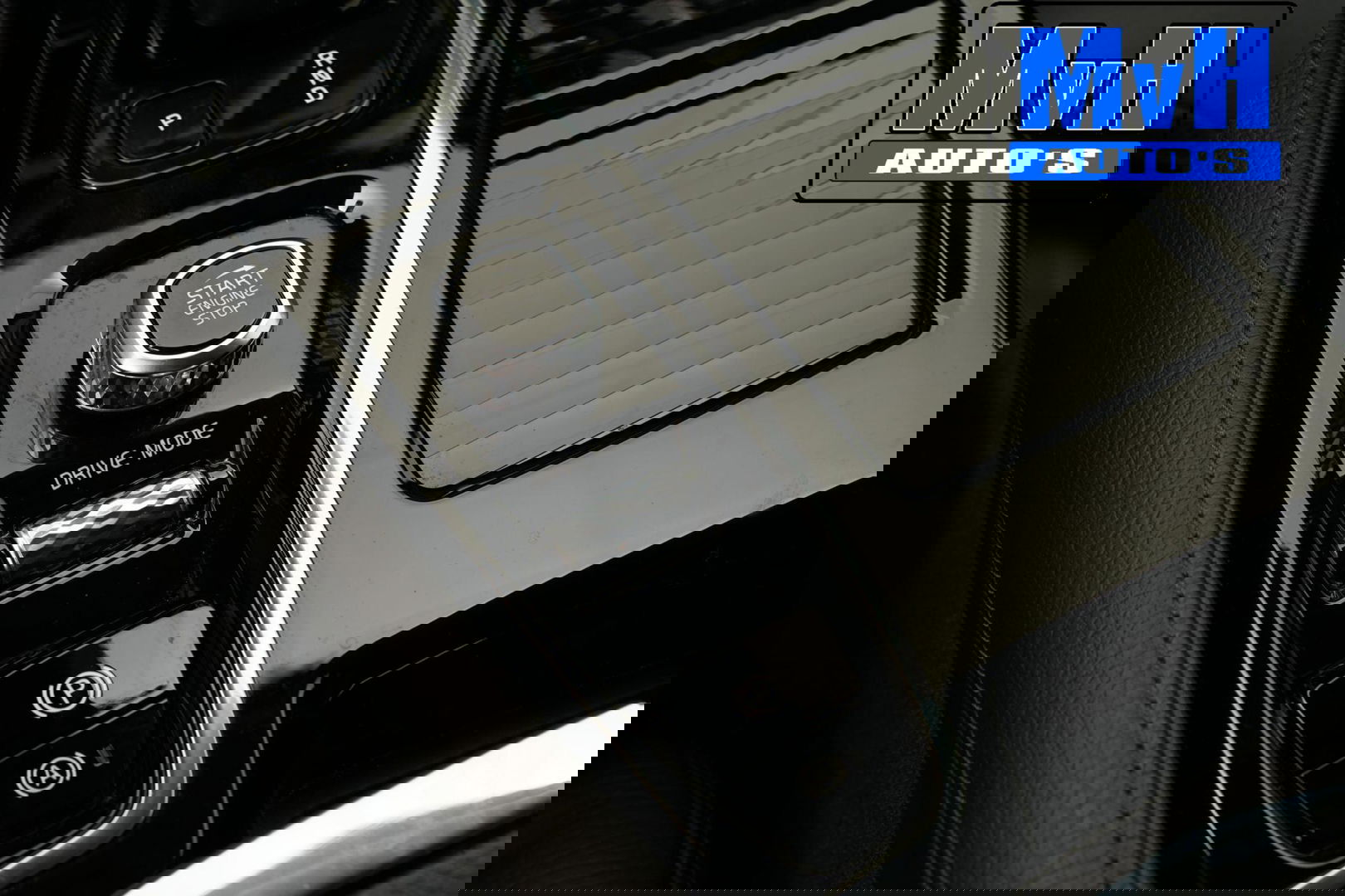 Volvo V60 2.0 T6 Recharge AWD Business Pro 340PK|LEER|CAMERA