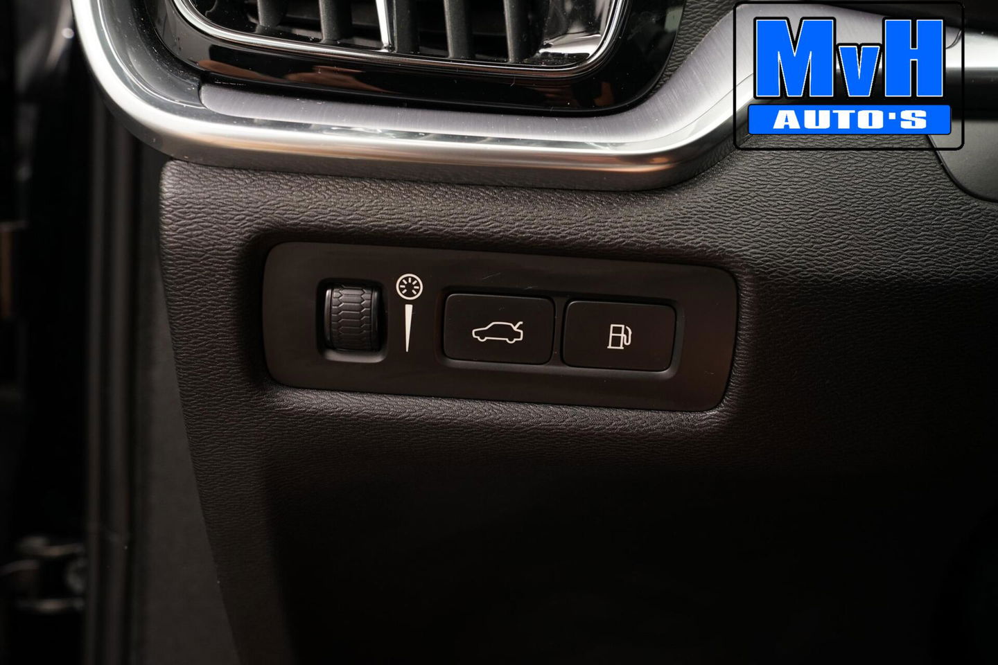 Volvo V60 2.0 T6 Recharge AWD Business Pro 340PK|LEER|CAMERA