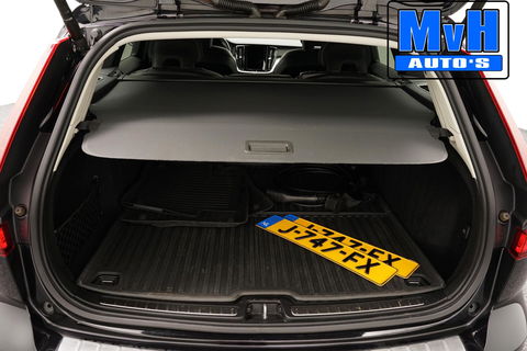 Volvo V60 2.0 T6 Recharge AWD Business Pro 340PK|LEER|CAMERA