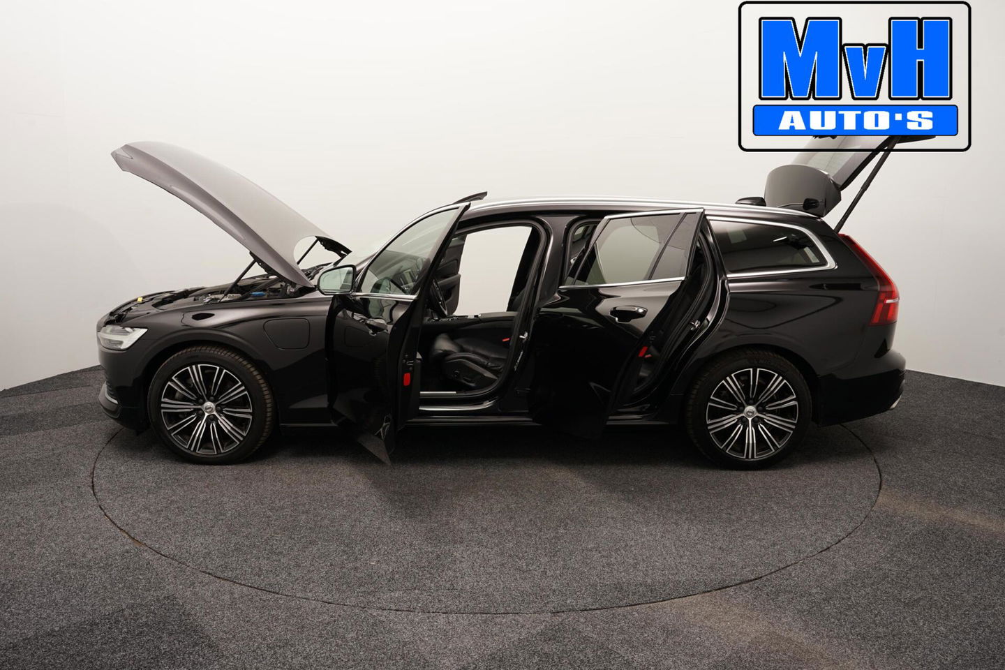 Volvo V60 2.0 T6 Recharge AWD Business Pro 340PK|LEER|CAMERA