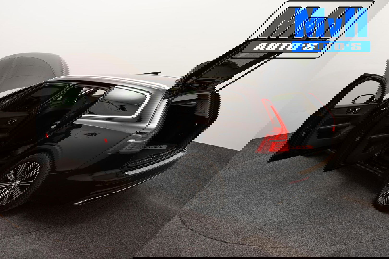 Volvo V60 2.0 T6 Recharge AWD Business Pro 340PK|LEER|CAMERA