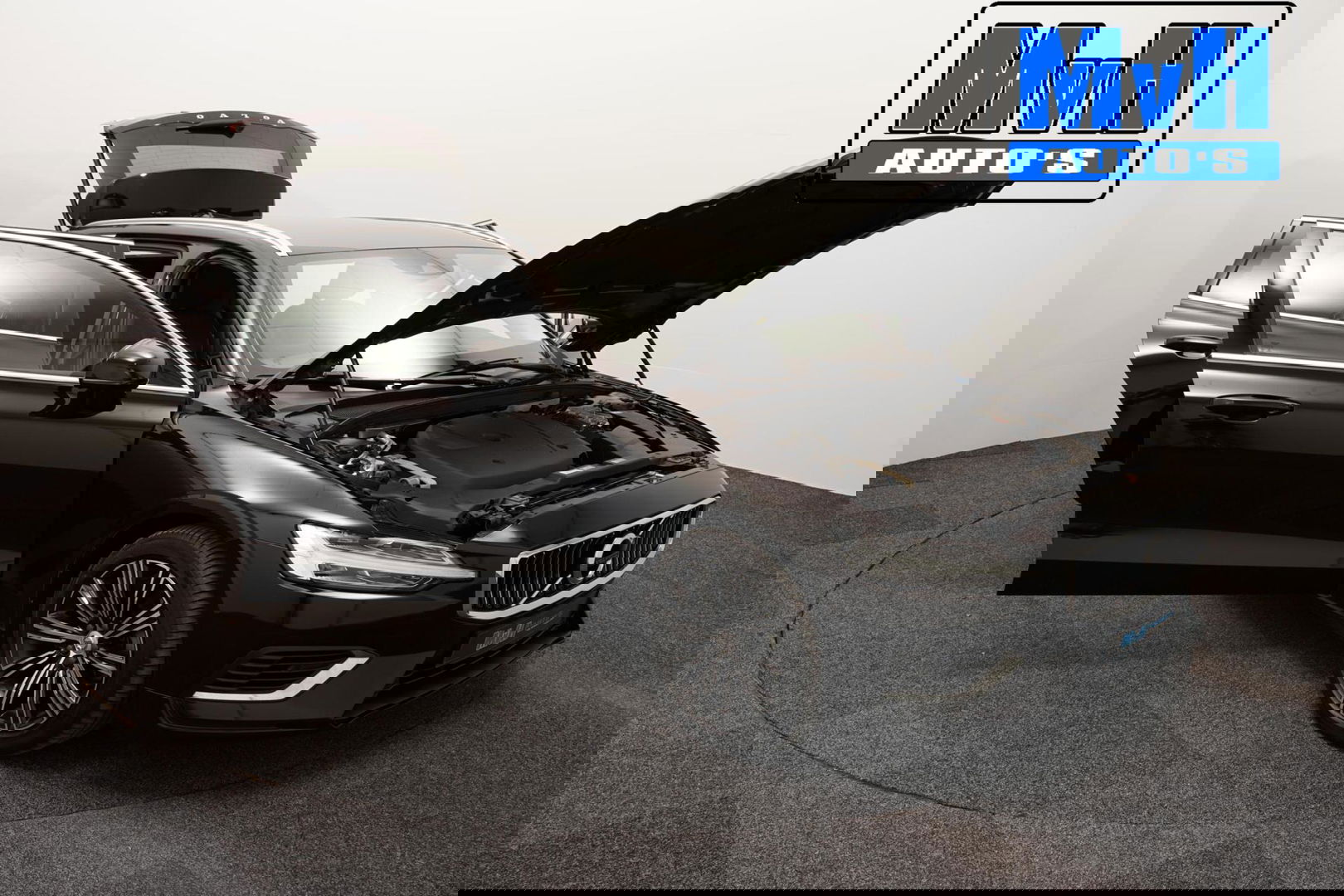 Volvo V60 2.0 T6 Recharge AWD Business Pro 340PK|LEER|CAMERA