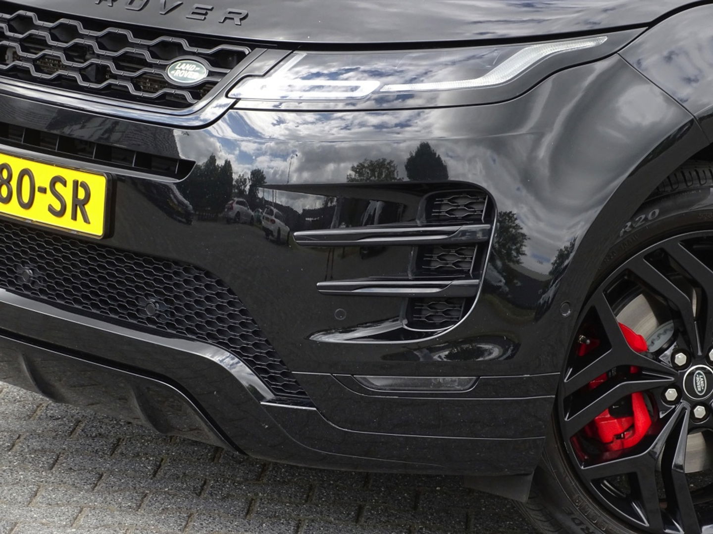 Land Rover Range Rover Evoque 2.0 P200 200PK AWD / R-Dynamic / Meridian / HSE